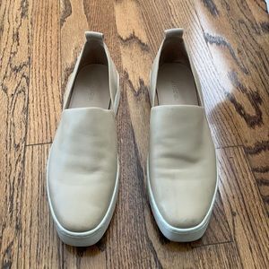 Vince Saxon leather slip-on sneaker